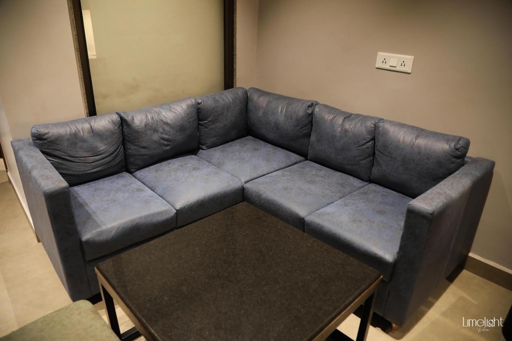 Belvedere Suites Greater Noida Kültér fotó