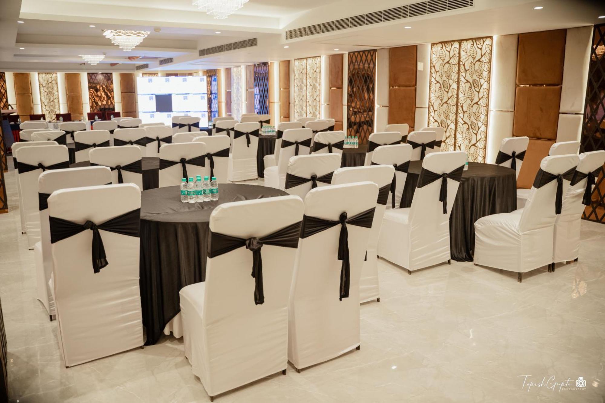Belvedere Suites Greater Noida Kültér fotó